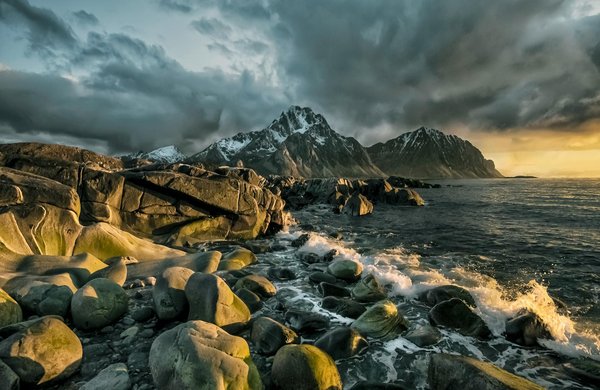 Quels sont les meilleurs itinéraires pour une randonnée dans le parc national de Torres del Paine, Chili?