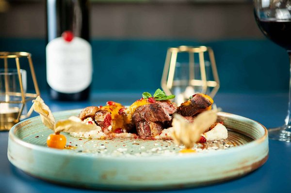 Quelles croisières permettent de découvrir les traditions culinaires au Vietnam?